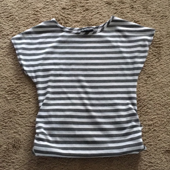 Pre-Owned “Duetime” Maternity Blouse (Size Medium) - Picture 8 of 8